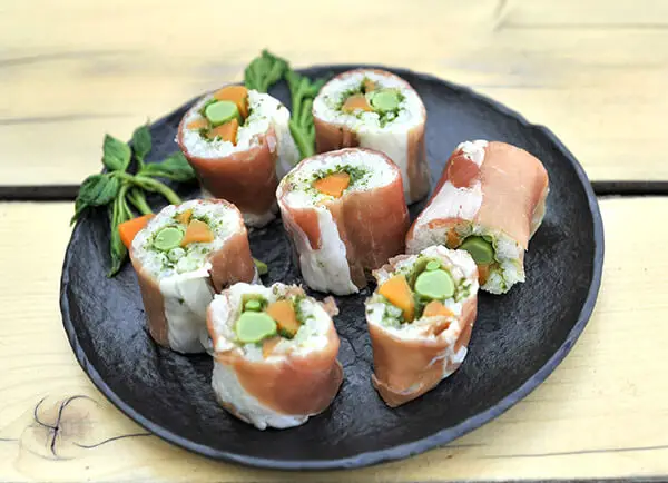 Maki (sushi) with goat's beard shoots